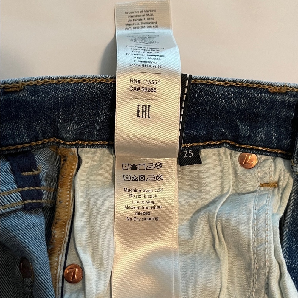7 For All Mankind Women's Wide Leg Flare Jeans in Medium Blue - Picture 13 of 16